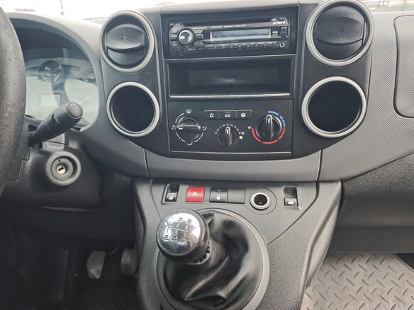 2008 Peugeot Partner II, серый, 580000 рублей - вид 10