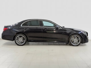 2020 Mercedes-Benz E-Класс 200 V (W213, S213, C238), чёрный, 3945000 рублей, вид 4