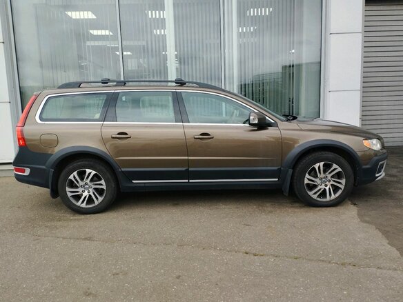 2012 Volvo XC70 II, коричневый - вид 2
