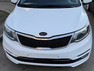 2016 Kia Rio III Рестайлинг, белый, 750000 рублей, вид 2