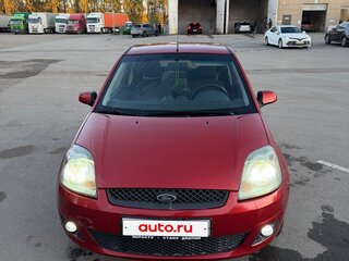 2008 Ford Fiesta Mk5, красный, 390000 рублей, вид 3