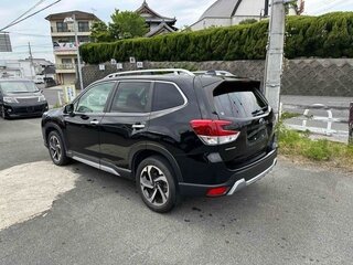 2021 Subaru Forester V Рестайлинг, чёрный, 2050000 рублей, вид 3