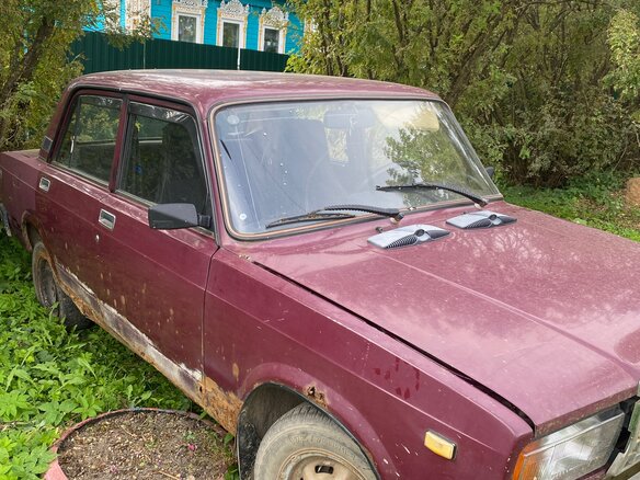 2002 Lada (ВАЗ) 2107, красный, 45000 рублей