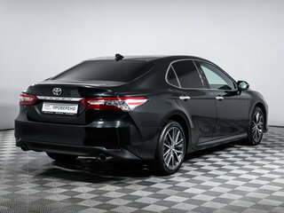 2023 Toyota Camry VIII (XV70) Рестайлинг, чёрный, 3619000 рублей, вид 5