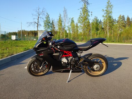 2014 MV Agusta F3 800, чёрный, 800000 рублей, вид 3