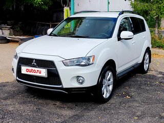 2012 Mitsubishi Outlander II Рестайлинг, белый, 1150000 рублей, вид 1