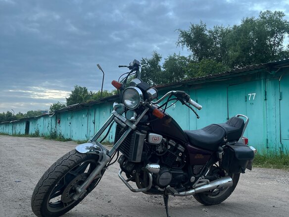 1995 Honda Magna, пурпурный, 200000 рублей