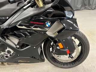 2026 BMW S 1000 RR, чёрный, 2600000 рублей, вид 2