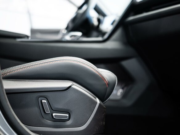 2026 Geely Cityray, серый, 3259990 рублей - вид 34