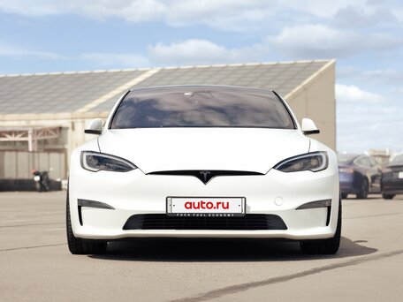 2023 Tesla Model S Long Range I Рестайлинг 2, белый, 7400000 рублей, вид 3