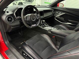 2021 Chevrolet Camaro LT1 VI Рестайлинг, красный, 6930000 рублей, вид 5