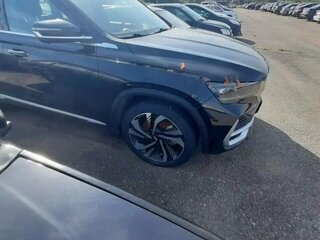 2024 Geely Monjaro I, чёрный, 3000000 рублей, вид 2