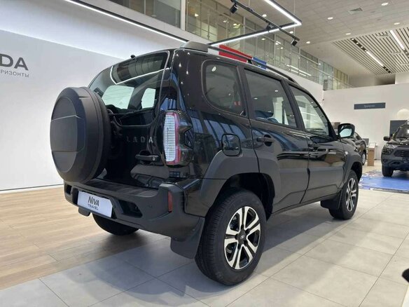2026 Lada (ВАЗ) Niva Travel I Рестайлинг, чёрный, 1717000 рублей - вид 4