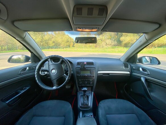 2008 Skoda Octavia II (A5), чёрный, 750000 рублей - вид 11
