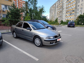 2003 Mitsubishi Carisma I Рестайлинг, серебристый, 380000 рублей, вид 1