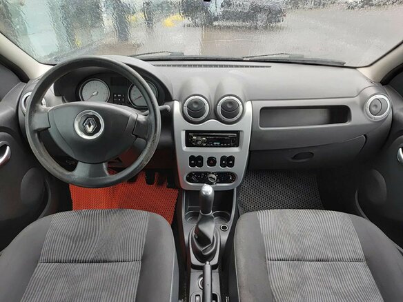 2011 Renault Logan I Рестайлинг, красный, 349000 рублей - вид 13