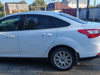 2012 Ford Focus III, белый, 970000 рублей, вид 3