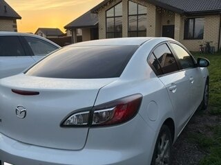 2011 Mazda 3 II (BL) Рестайлинг, белый, 900000 рублей, вид 4