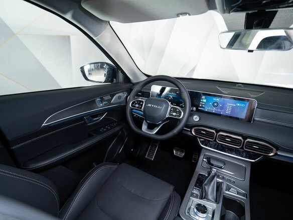 2026 Jetour X70+ I Рестайлинг, серый, 3099000 рублей - вид 10