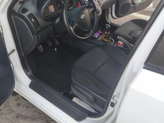 2011 Hyundai i30 I Рестайлинг, белый, 550000 рублей, вид 4