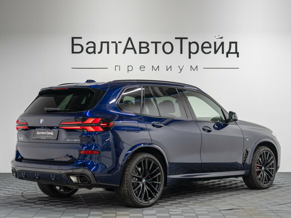 2026 BMW X5 30d IV (G05/G18) Рестайлинг, синий, 16190000 рублей - вид 6