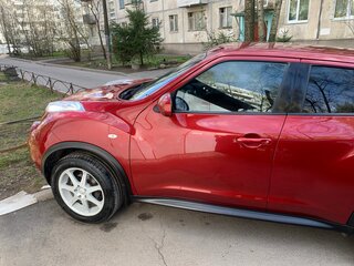 2011 Nissan Juke I, красный, 950000 рублей, вид 3