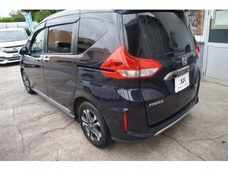 2023 Honda Freed II Рестайлинг, чёрный, 1470000 рублей, вид 2