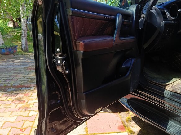 2008 Toyota Land Cruiser 200 Series, чёрный - вид 16