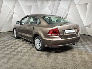2015 Volkswagen Polo V Рестайлинг, коричневый, 919000 рублей, вид 4