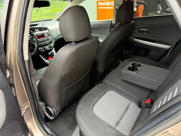 2013 Kia Ceed II, коричневый, 1000000 рублей - вид 10