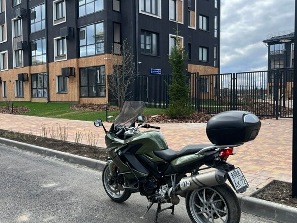2017 BMW F 800 GT, зелёный, 750000 рублей - вид 1