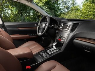 2014 Subaru Outback IV Рестайлинг, красный, 2000000 рублей, вид 4
