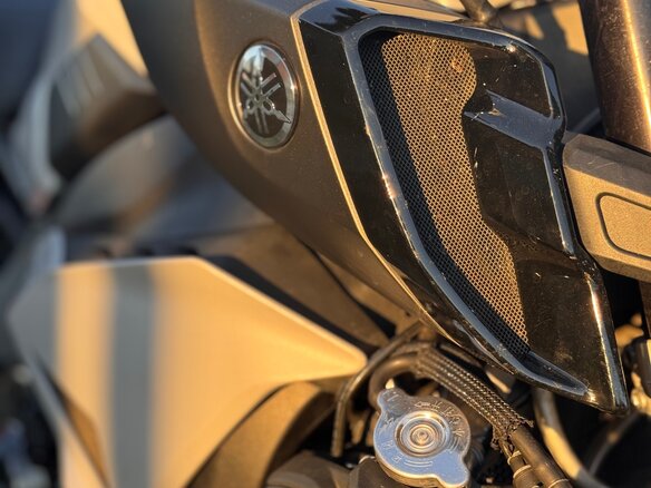 2020 Yamaha MT-10, серебристый, 1048344 рублей - вид 6