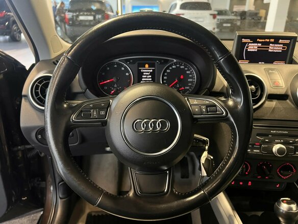 2012 Audi A1 I (8X), коричневый, 995000 рублей - вид 12