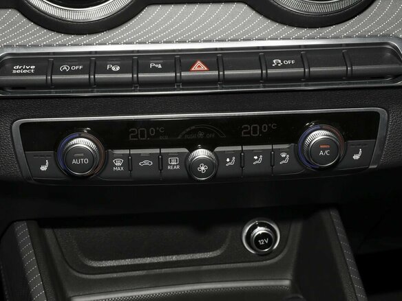 2026 Audi Q2 L 35 TFSI I Рестайлинг, голубой, 3440000 рублей - вид 15