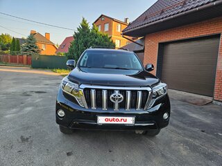 2014 Toyota Land Cruiser Prado 150 Series Рестайлинг 1, чёрный, 2990000 рублей, вид 2