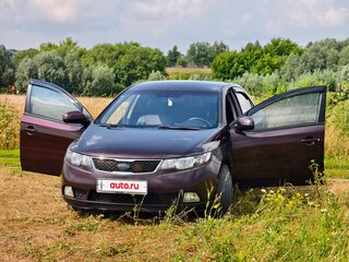 2011 Kia Cerato 6-speed II, пурпурный, 755000 рублей, вид 4