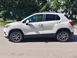 2021 Chevrolet Trax I Рестайлинг, белый, 1750000 рублей, вид 3