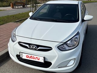2012 Hyundai Solaris I, белый, 850000 рублей, вид 1