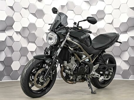 2021 Suzuki SV 650, чёрный, 675000 рублей, вид 2
