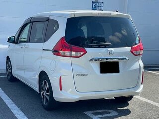 2019 Honda Freed II, белый, 1120000 рублей, вид 4