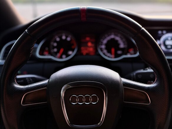 2010 Audi A5 I (8T), чёрный, 1300000 рублей - вид 12