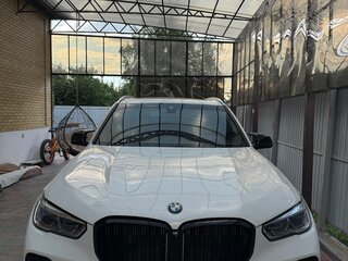 2022 BMW X5 40i IV (G05/G18), белый, 6600000 рублей, вид 2