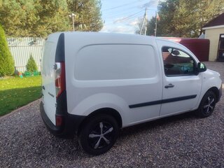 2014 Renault Kangoo II Рестайлинг, белый, 730000 рублей, вид 5
