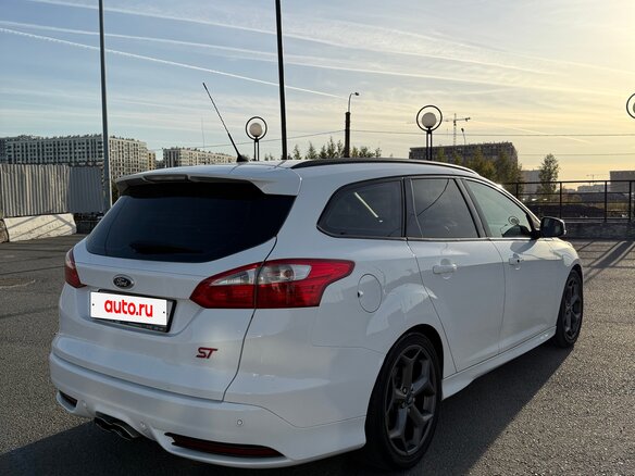 2012 Ford Focus ST III, белый, 1500000 рублей - вид 7