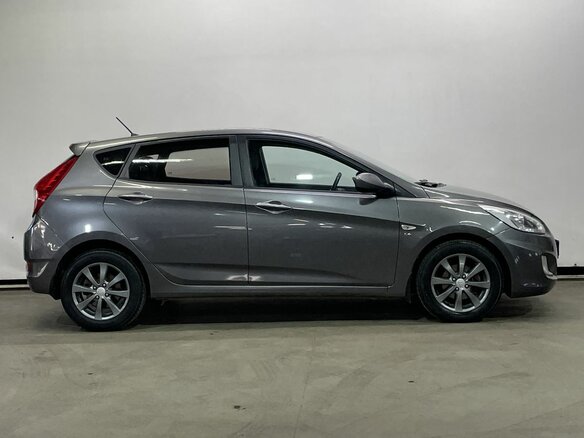 2013 Hyundai Solaris I, серый - вид 3