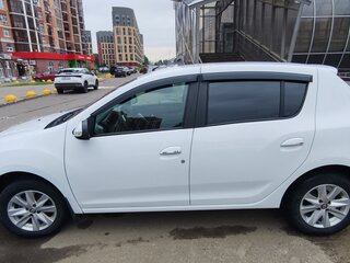 2018 Renault Sandero II Рестайлинг, белый, 950000 рублей, вид 4