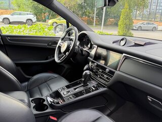 2022 Porsche Macan I Рестайлинг 2, чёрный, 8500000 рублей, вид 4