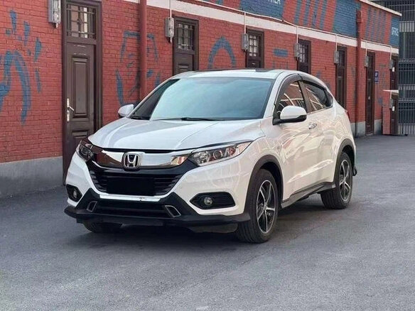 2022 Honda Vezel I Рестайлинг, белый, 1410000 рублей