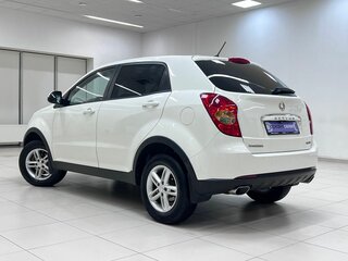 2012 SsangYong Actyon II, белый, 820000 рублей, вид 4